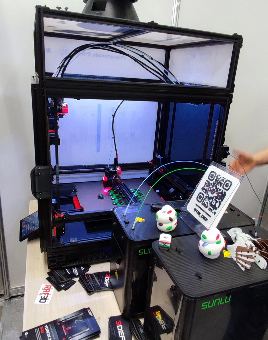 Фотообзор выставки 3D-TECH by Rosmould 2025: материалы для 3D-печати от REC и разные новинки аддитивной отрасли Фотообзор выставки 3D-TECH by Rosmould 2025: материалы для 3D-печати от REC и разные новинки аддитивной отрасли
