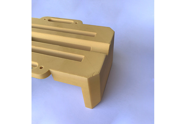 ABS plastic REC 2.85 mm golden